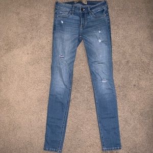 Hollister jeans size 00 short